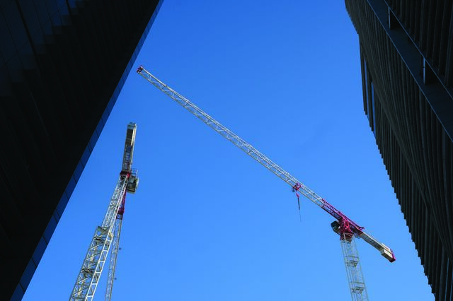 Criação de empresas de construção dispara 21% no primeiro semestre