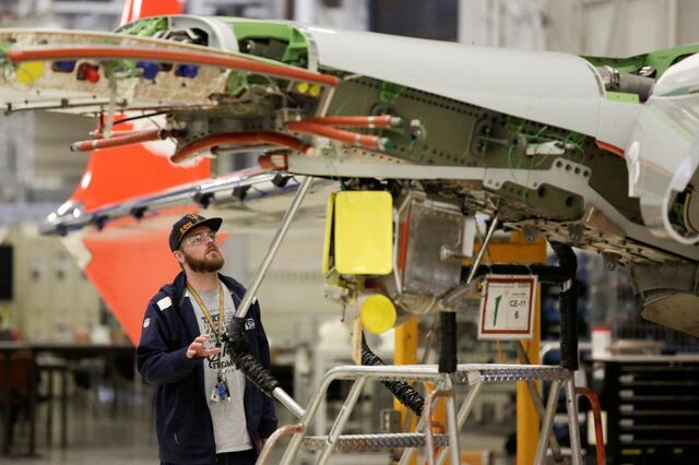 Boeing paga 3,8 mil milhões para criar novo gigante da aviação com a Embraer