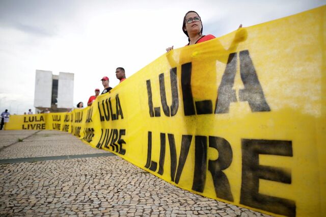 Juiz determina libertação imediata de Lula