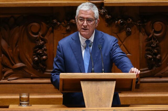 Negrão admite sanções partidárias mais duras para deputados