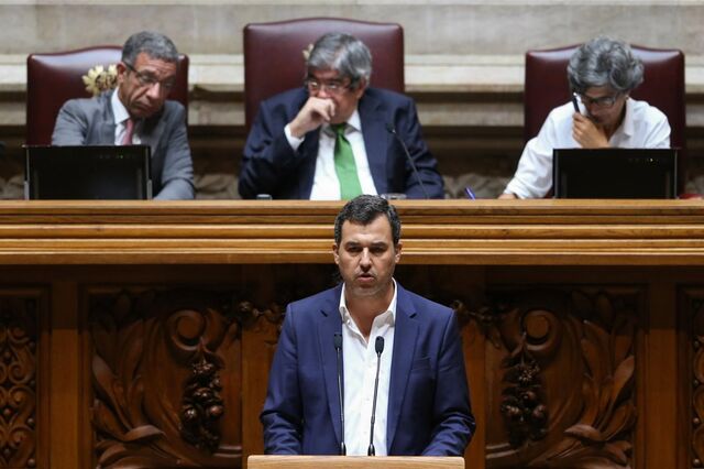 PAN diz que Costa 'saiu do armário' ao dizer o que pensa sobre tauromaquia