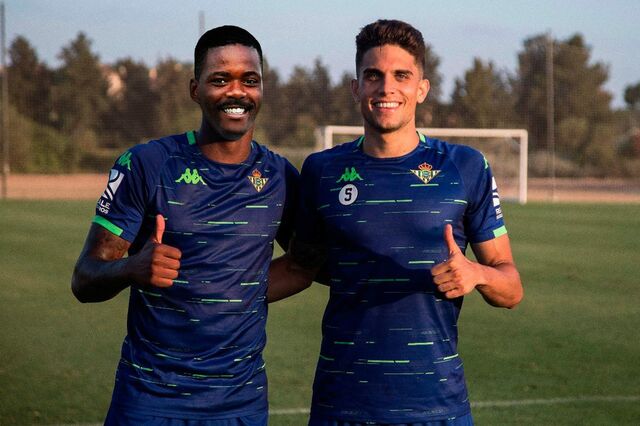 Bétis oficializa contratação de William Carvalho com montagem que gerou muitos comentários