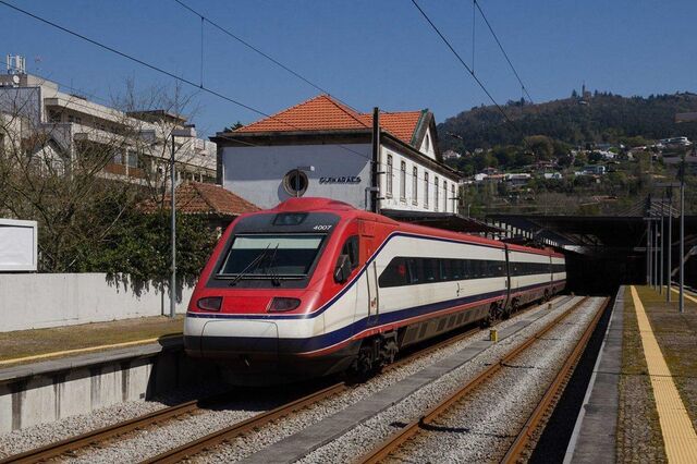 CP investiga avaria em Alfa Pendular que podia causar descarrilamento