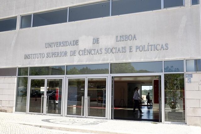 Ministério investiga universidade que impede alunos de ir a exame