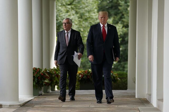 Trump e Juncker afastam cenário de guerra comercial. 'É um grande dia' 