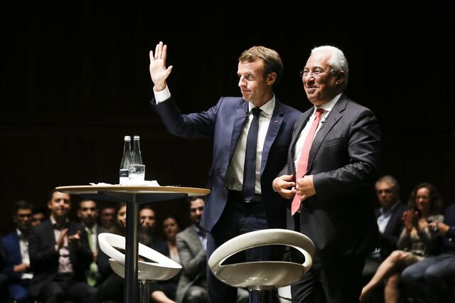 Costa e Macron 'chumbam' candidato de Merkel à Comissão