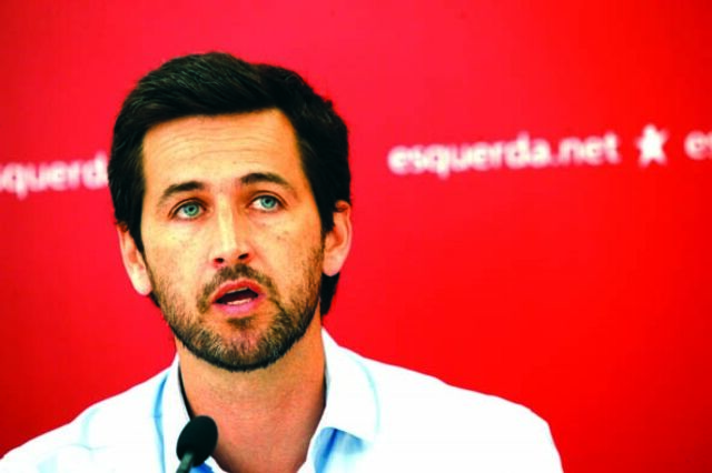 Explicação de renúncia de Robles contraria posição da Comissão Política do Bloco