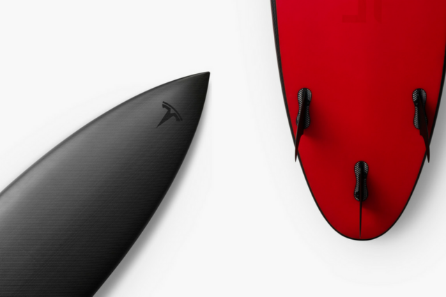 Novo produto da Tesla é uma prancha de Surf de 1.500 dólares 