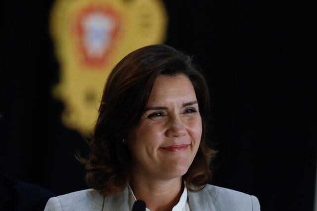 CDS abre caminho a fim da crise política admitindo agora votar contra diploma no Plenário