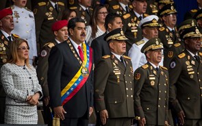 Maduro acusa Presidente da Colombia de o tentar matar. Juan Manuel Santos nega