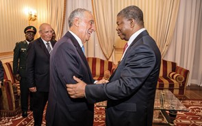 Marcelo recebido por João Lourenço no palácio presidencial