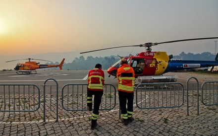 Estado admite comprar helicópteros com 35 anos para combater incêndios