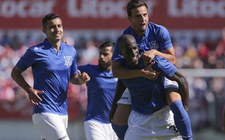 Nigeriano que lidera SAD do Feirense é dono de casa de apostas desportivas