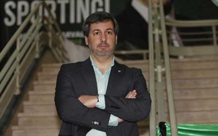 Bruno de Carvalho volta a reclamar a presidência do Sporting após decisão judicial 