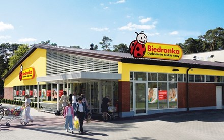 Jerónimo Martins compra lojas a concorrente na Polónia