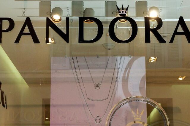 Pandora compra 34 lojas Visão do Tempo para ter propriedade total do negócio em Portugal