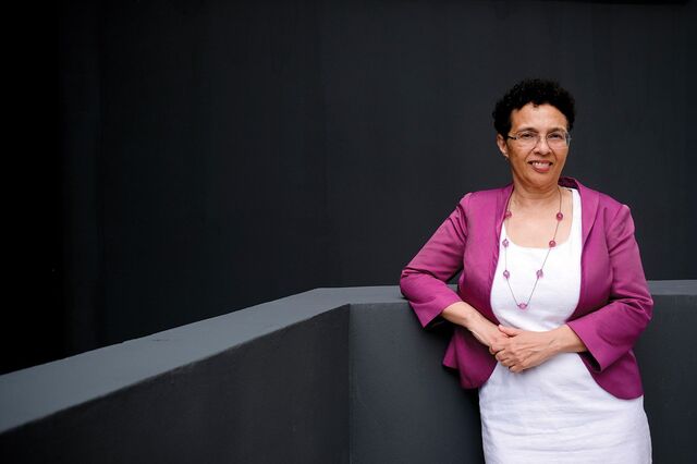 Regina Queiroz: O mercado económico é a nova Igreja