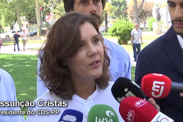 CDS assume 'compromissos' de baixar o IRS e eliminar sobretaxa do ISP