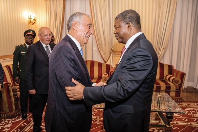 Marcelo recebido por João Lourenço no palácio presidencial