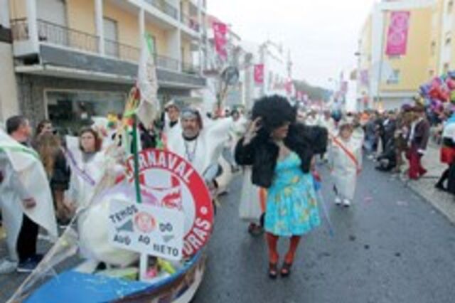 Primeiro-ministro concede tolerância de ponto na terça-feira de Carnaval