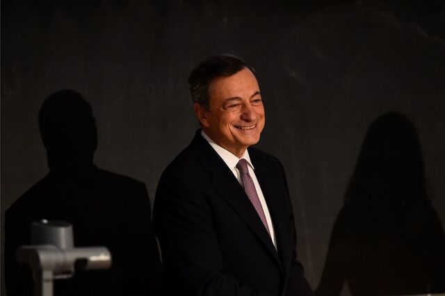 Guerra comercial vai levar Draghi a cortar previsão para economia da Zona Euro