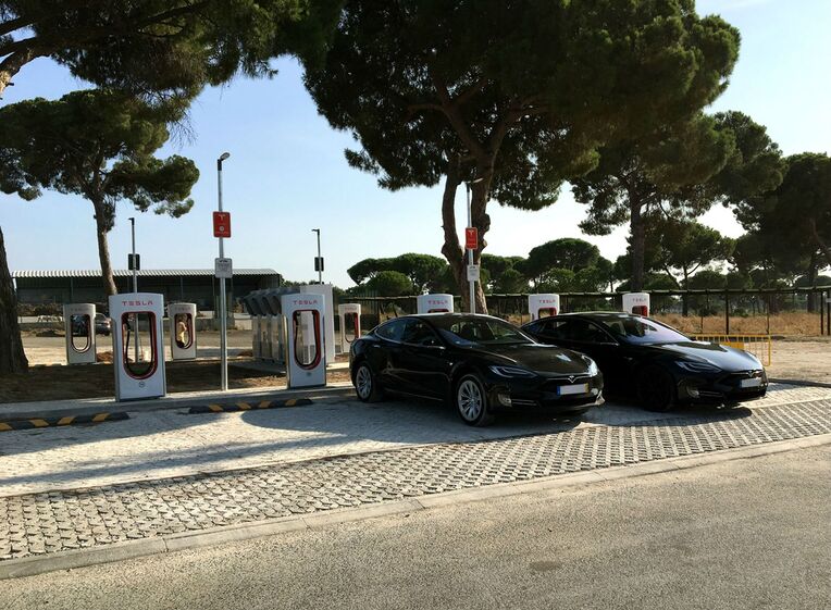 Super carregadores Tesla
