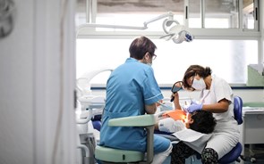 Verbas do PRR 'desperdiçadas' com mais de 30 consultórios dentários parados no SNS