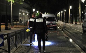 Sete feridos em ataque com faca e barra de ferro em Paris