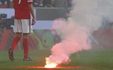 Jogos à porta fechada para Benfica, Sporting de Braga e Paços de Ferreira