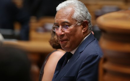 Costa quer investimento público para ajudar crescimento das empresas