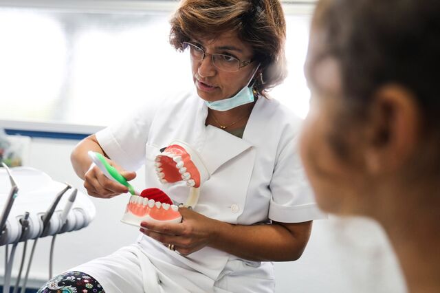 Covid-19: Ordem dos Médicos Dentistas recomenda fecho  de clínicas e consultórios