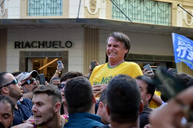 Filho de Bolsonaro: “Vocês acabaram de eleger o presidente”