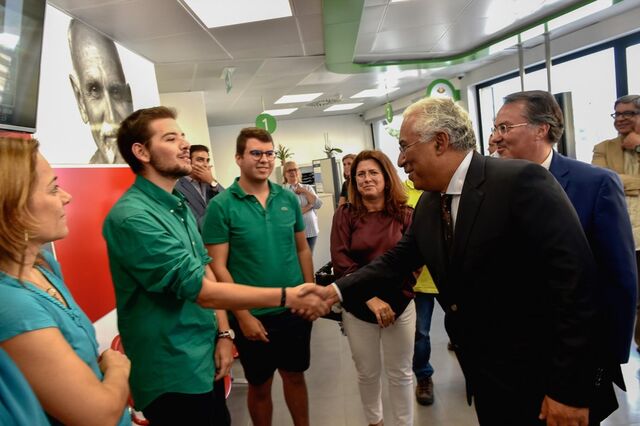 Costa lamenta que professores se mantenham 'irredutíveis no finca-pé'
