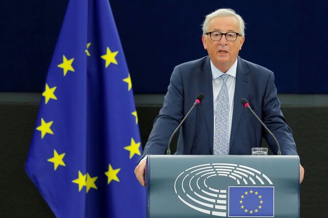 Juncker pede uma Europa unida com um euro mais forte