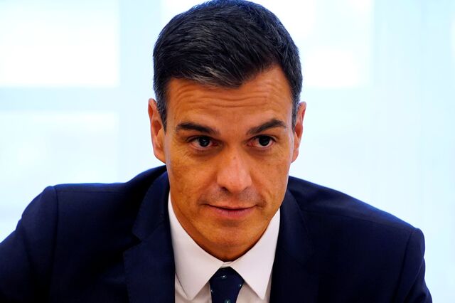 Espanha vai aumentar salário mínimo em 22% para 900 euros