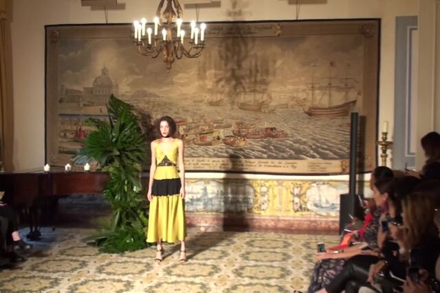 Portuguesa lançou marca Sophia Kah em Londres mas roupa é 100% feita em Portugal