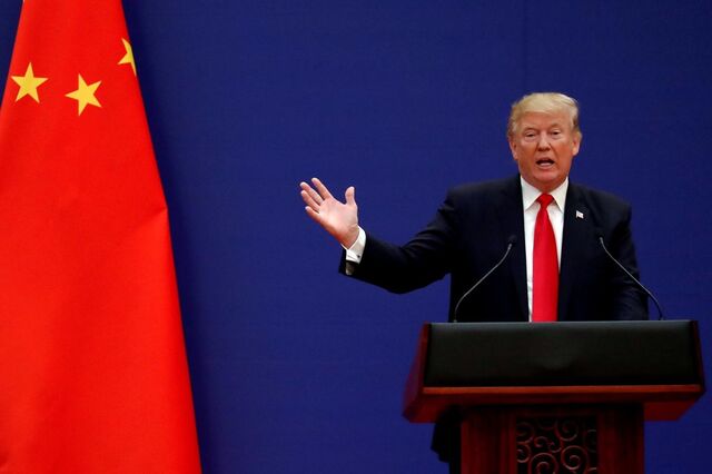 'Não há outra opção'. China vai retaliar contra novas tarifas impostas por Trump   