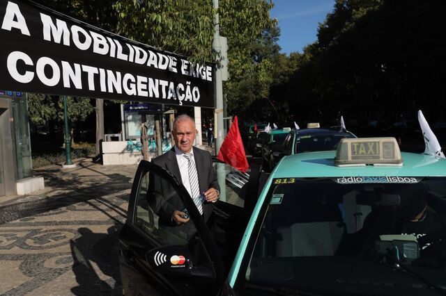 Taxistas querem reunião urgente com Marcelo e Costa
