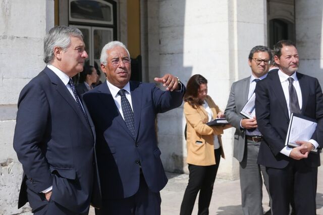 António Costa admite 'aumento salarial efectivo' na Função Pública 
