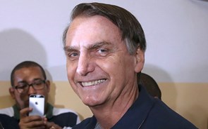 Brasil: 150 personalidades portuguesas em manifesto contra Bolsonaro