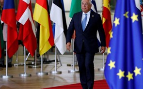Bruxelas quer clarificação do OE de Portugal, mas Costa não está preocupado