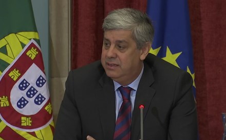 Centeno considera euro muito resistente para ser perturbado pelo orçamento de 1 país