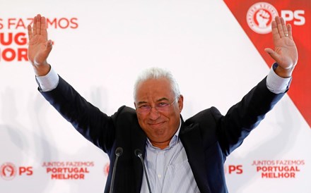 António Costa diz que PSD tem que se 'decidir' sobre o que acha do orçamento