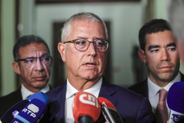 Partidos conhecem linhas gerais do OE2019 mas não se comprometem com sentido de voto