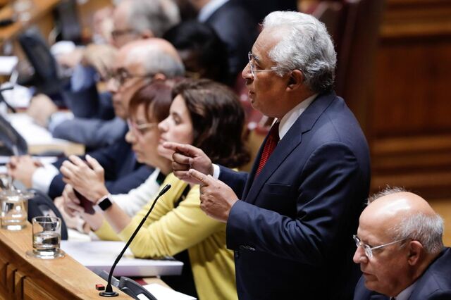 Emigrantes que voltem a Portugal pagam metade do IRS até 2023 