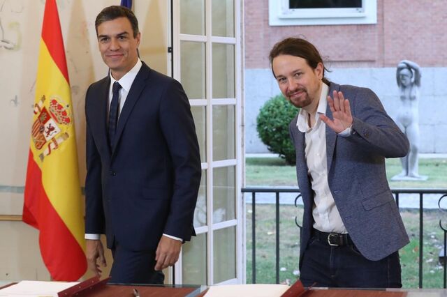 Acordo entre Governo de Sánchez e Podemos aumenta salário mínimo em Espanha para 900 euros