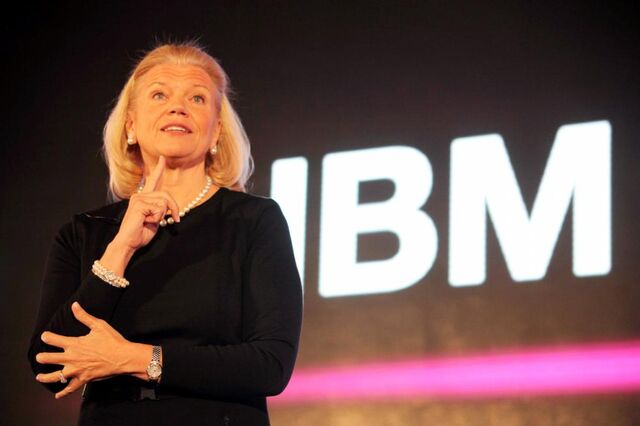 Ao fim de cinco trimestres a caírem, receitas da IBM voltam a crescer