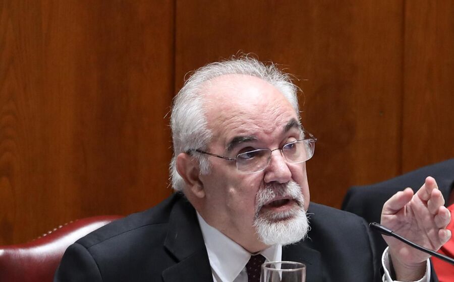 Vieira da Silva parlamento