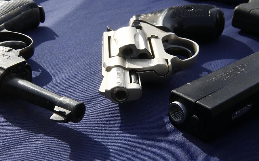 Armas