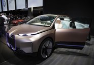 BMW iNext 